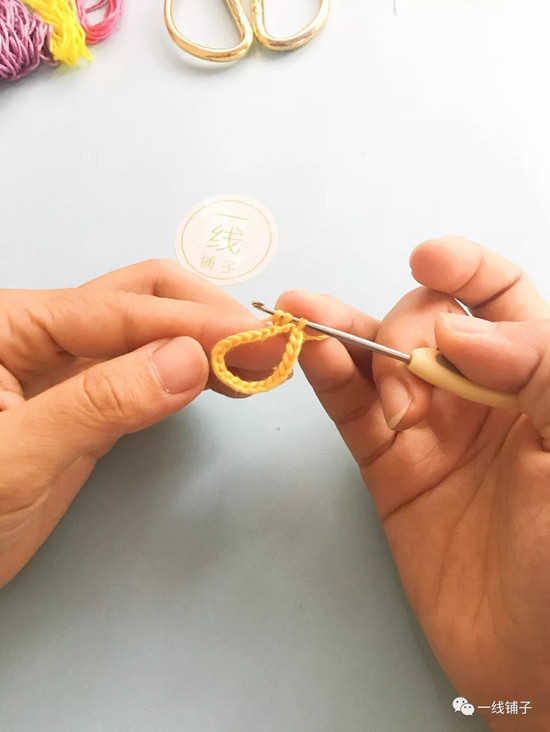 【原创】一线铺子甜甜圈玩偶挂件图解视频教程