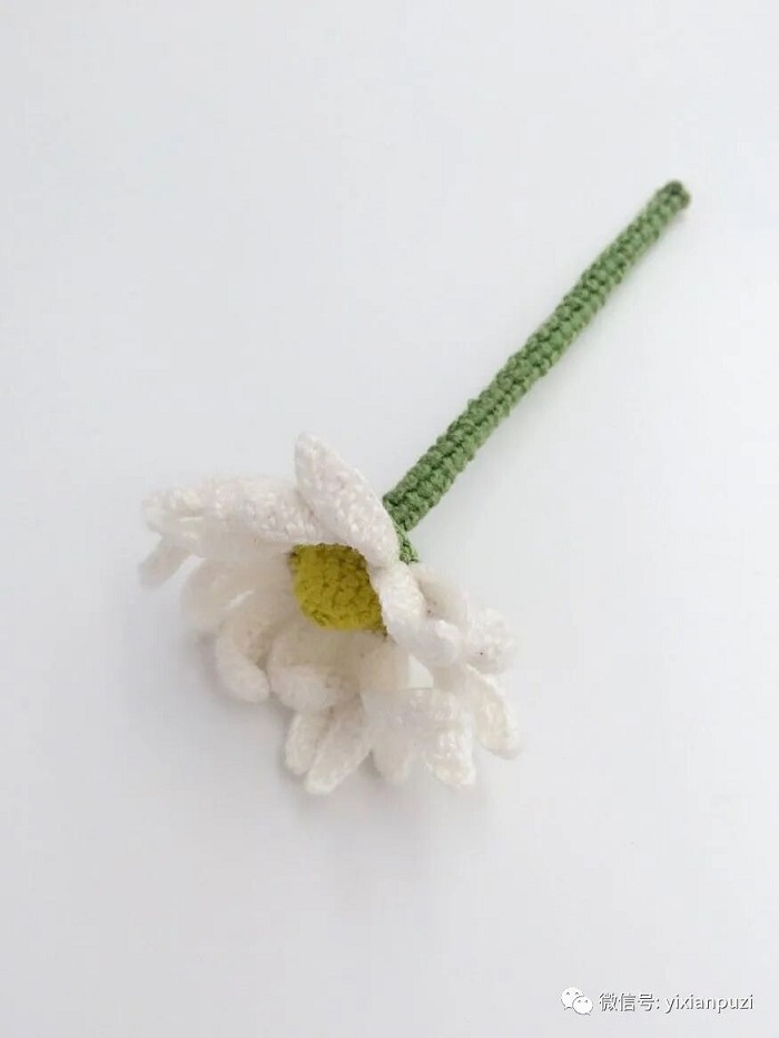 图解教程 | 小雏菊花朵胸针钩针编织