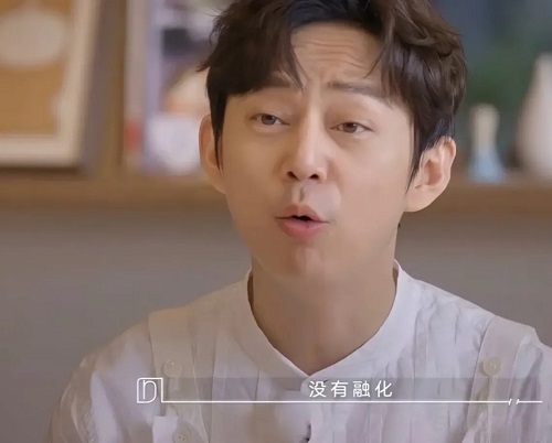 井柏然：我经纪人买了一个很扯的东西